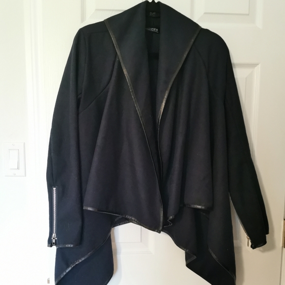Small Navy Blue Jacket - Picture 2 of 4